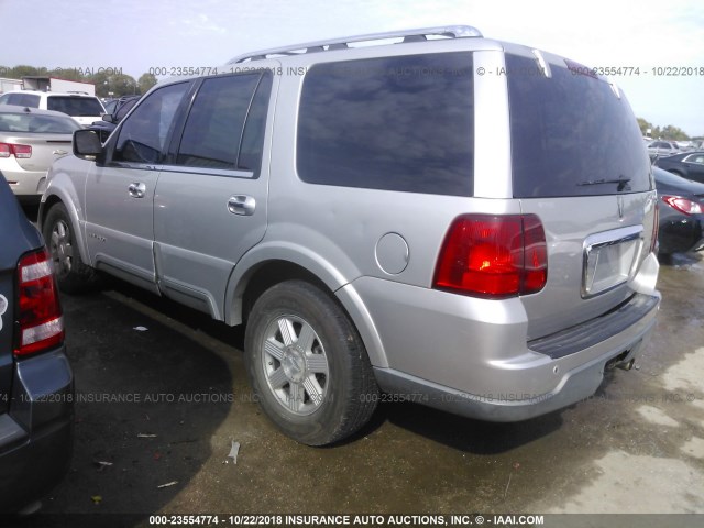 5LMFU27RX4LJ02482 - 2004 LINCOLN NAVIGATOR 银色 照片 3
