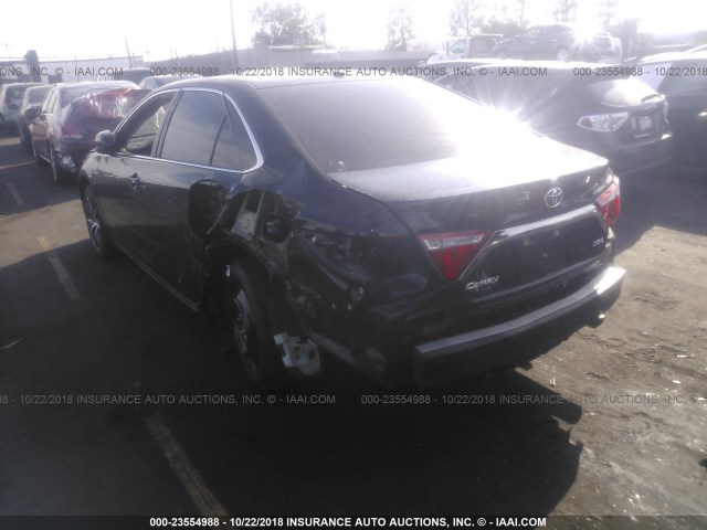 4T1BF1FK8HU315277 - 2017 TOYOTA CAMRY LE/XLE/SE/XSE BLACK photo 3