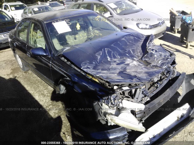 4T1BG22KXWU267027 - 1998 TOYOTA CAMRY CE/LE/XLE 蓝色 照片 1