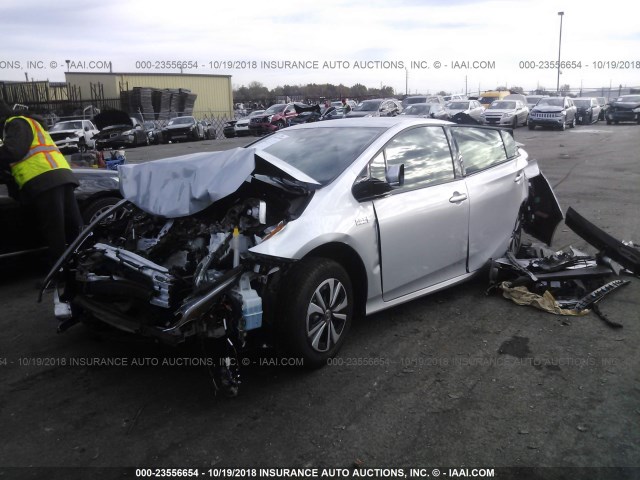 JTDKARFP6J3072481 - 2018 TOYOTA PRIUS PRIME  银色 照片 2