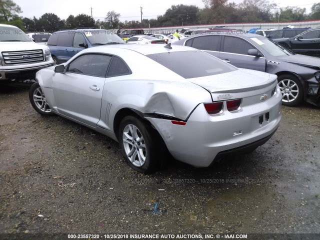 2G1FA1E30D9163042 - 2013 CHEVROLET CAMARO LS SILVER photo 3