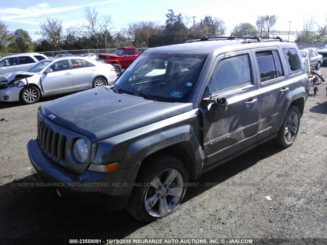 1C4NJRFB1CD574264 - 2012 JEEP PATRIOT LATITUDE SILVER photo 2