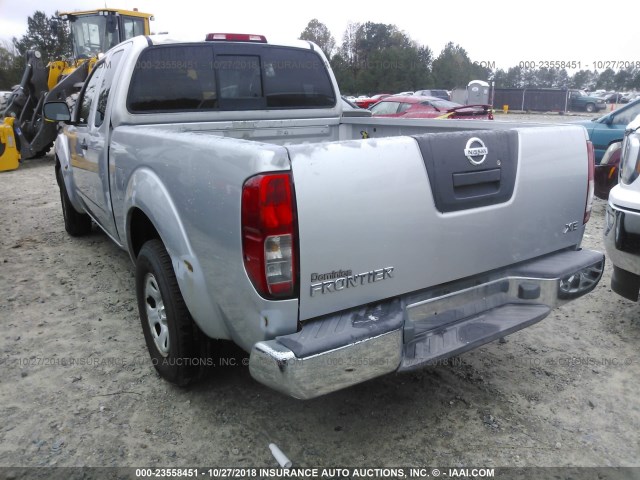 1N6BD06T56C412191 - 2006 NISSAN FRONTIER KING CAB XE SILVER photo 3