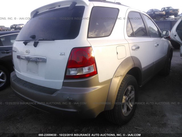 KNDJC733045327985 - 2004 KIA SORENTO EX/LX WHITE photo 4