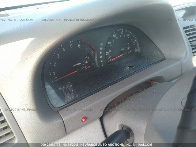 4T1BF32K53U038808 - 2003 TOYOTA CAMRY LE/XLE/SE WHITE photo 7