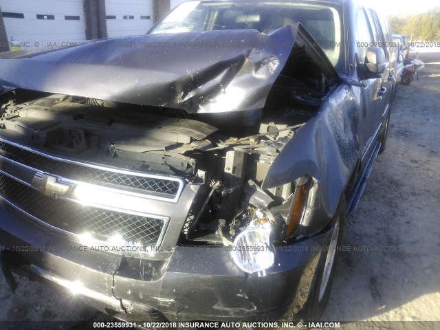 1GNUCHE0XAR123227 - 2010 CHEVROLET SUBURBAN C1500  LS GRAY photo 6