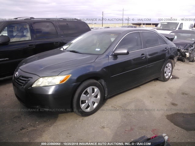 4T1BE46K17U059194 - 2007 TOYOTA CAMRY NEW GENERAT CE/LE/XLE/SE GRAY photo 2