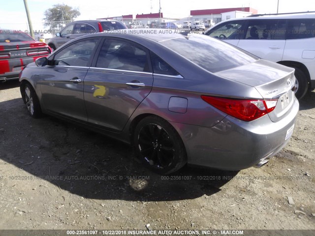 5NPEC4AC4CH355189 - 2012 HYUNDAI SONATA SE/LIMITED GRAY photo 3