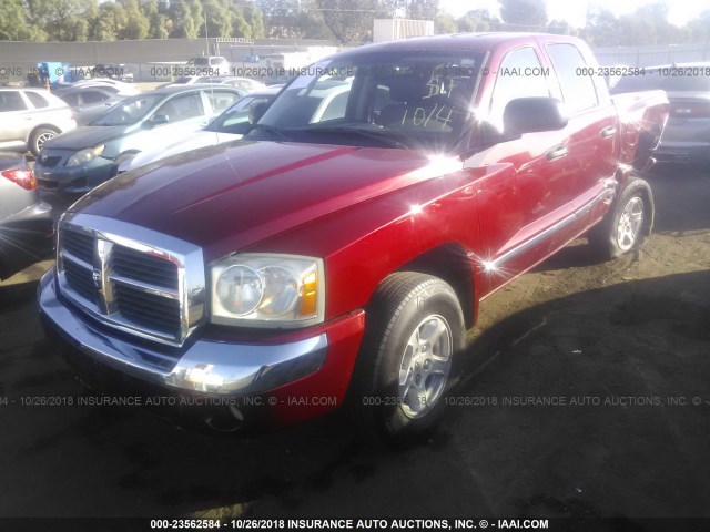 1D7HE58N76S645216 - 2006 DODGE DAKOTA QUAD LARAMIE RED photo 2