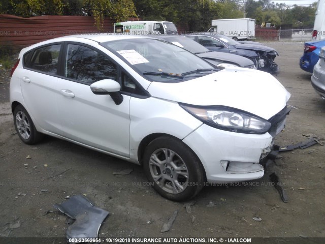 3FADP4EJ0GM184844 - 2016 FORD FIESTA SE WHITE photo 1