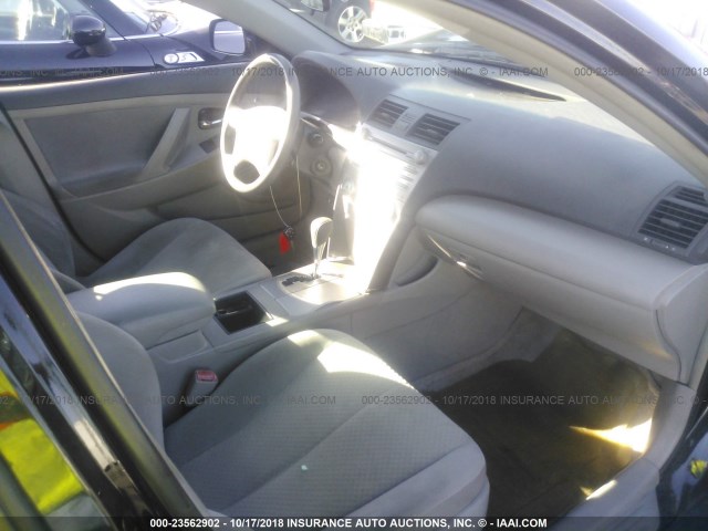 4T4BE46KX9R096270 - 2009 TOYOTA CAMRY SE/LE/XLE 黑色 照片 5