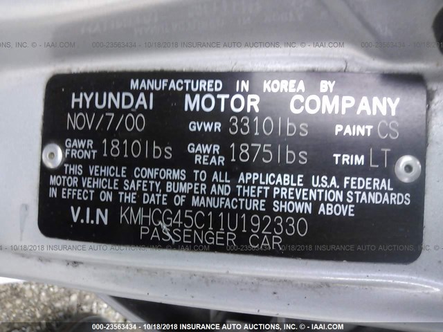 KMHCG45C11U192330 - 2001 HYUNDAI ACCENT GL SILVER photo 9