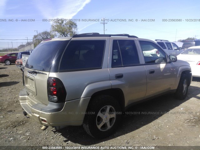 1GNDS13SX62114994 - 2006 CHEVROLET TRAILBLAZER LS/LT GOLD photo 4