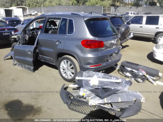 WVGAV7AX5GW515783 - 2016 VOLKSWAGEN TIGUAN S/SE/SEL/R-LINE GRAY photo 3