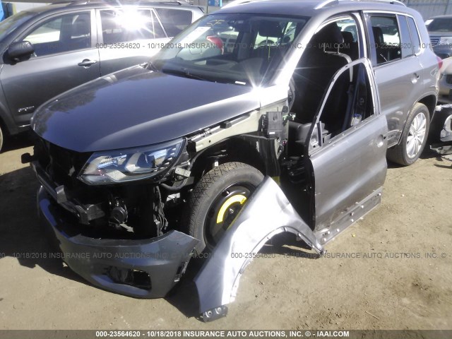 WVGAV7AX5GW515783 - 2016 VOLKSWAGEN TIGUAN S/SE/SEL/R-LINE GRAY photo 6