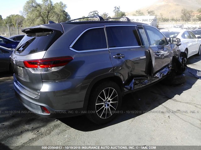 5TDKZRFH4HS514541 - 2017 TOYOTA HIGHLANDER SE/XLE GRAY photo 4