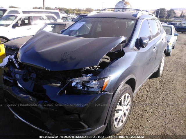 KNMAT2MT8GP710647 - 2016 NISSAN ROGUE S/SL/SV GRAY photo 2