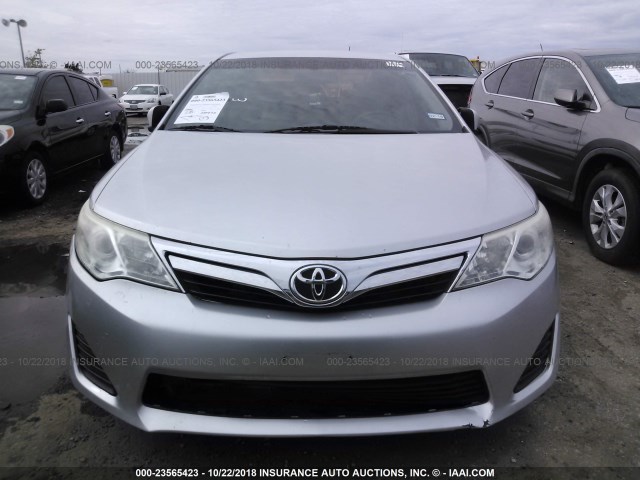 4T1BF1FK3CU096723 - 2012 TOYOTA CAMRY SE/LE/XLE SILVER photo 6