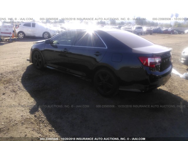 4T1BF1FK2CU081467 - 2012 TOYOTA CAMRY SE/LE/XLE 黑色 照片 3