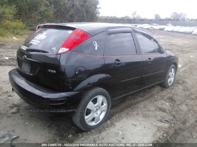 1FAFP37N86W162351 - 2006 FORD FOCUS ZX5 BLACK photo 4