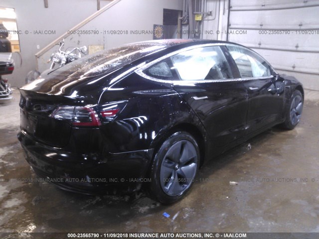 5YJ3E1EA0JF033704 - 2018 TESLA MODEL 3 BLACK photo 4