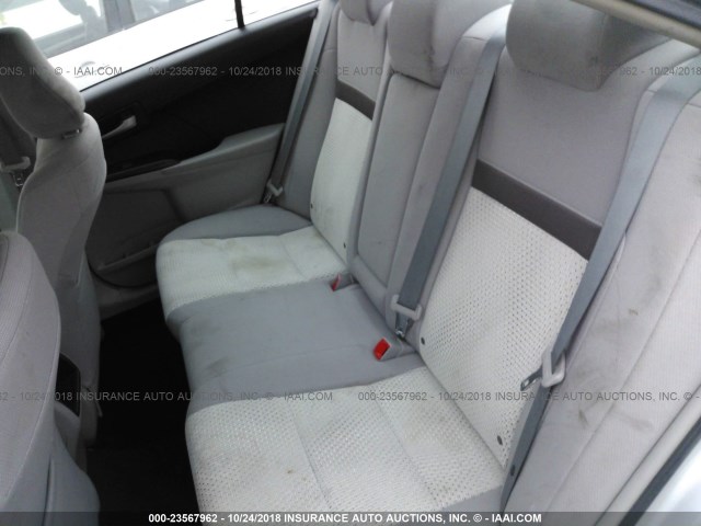4T4BF1FK5ER442909 - 2014 TOYOTA CAMRY L/SE/LE/XLE SILVER photo 8
