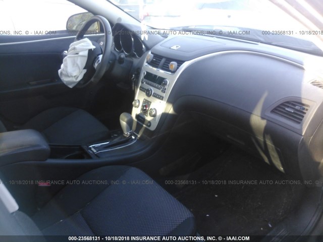 1G1ZC5EB5AF244322 - 2010 CHEVROLET MALIBU 1LT GRAY photo 5