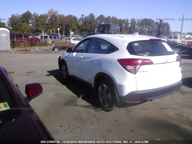 3CZRU6H32JM717263 - 2018 HONDA HR-V LX WHITE photo 3