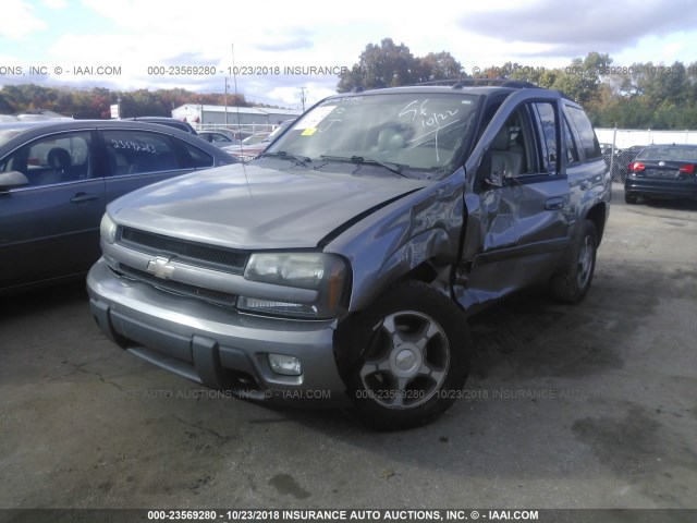 1GNDT13S552280383 - 2005 CHEVROLET TRAILBLAZER LS/LT GRAY photo 2