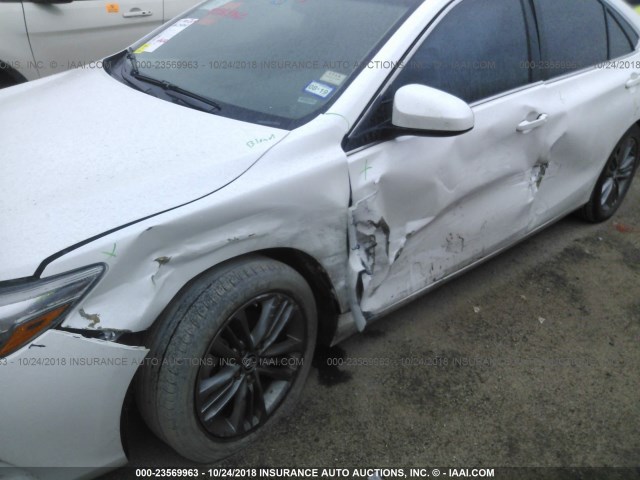4T1BF1FK5FU060830 - 2015 TOYOTA CAMRY LE/XLE/SE/XSE WHITE photo 6