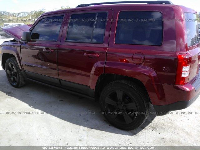 1C4NJPFB2ED893261 - 2014 JEEP PATRIOT LATITUDE RED photo 3