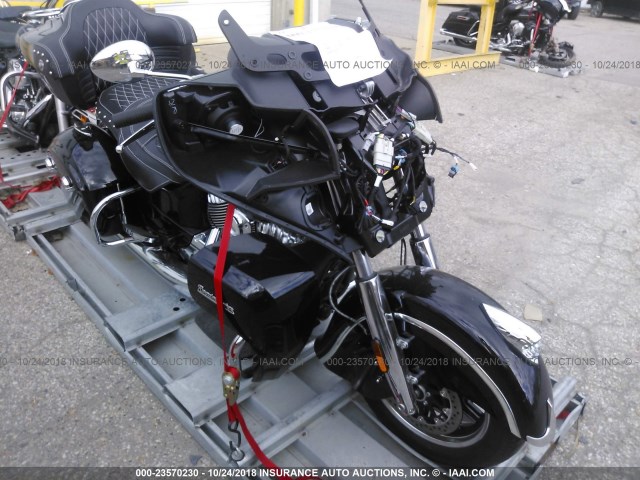 56KTRAAA2J3369310 - 2018 INDIAN MOTORCYCLE CO. ROADMASTER BLACK photo 1