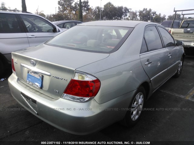 4T1BF32K95U614273 - 2005 TOYOTA CAMRY LE/XLE/SE GRAY photo 4