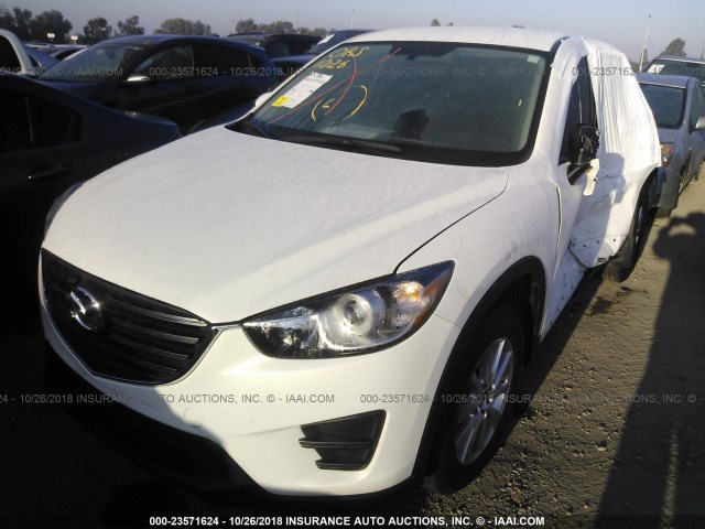 JM3KE2BY5G0849468 - 2016 MAZDA CX-5 SPORT WHITE photo 2