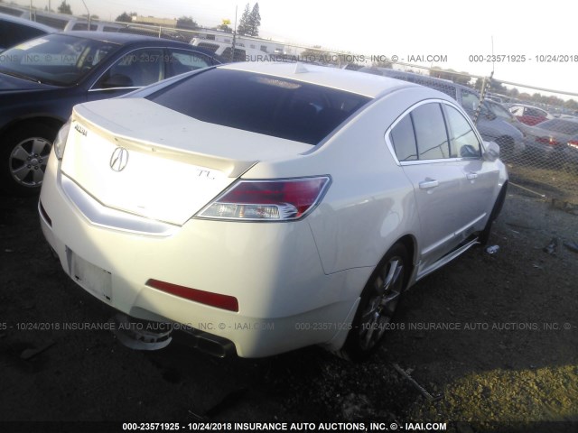 19UUA96519A006100 - 2009 ACURA TL WHITE photo 4