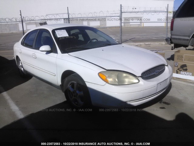 1FAFP55U82A164159 - 2002 FORD TAURUS SES WHITE photo 1