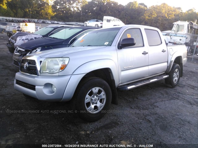 3TMJU4GN6BM122119 - 2011 TOYOTA TACOMA DOUBLE CAB PRERUNNER SILVER photo 2