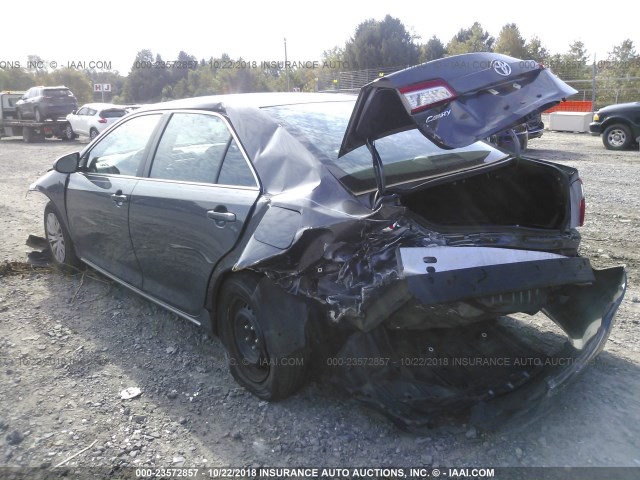 4T4BF1FK9DR307026 - 2013 TOYOTA CAMRY L/SE/LE/XLE GRAY photo 3