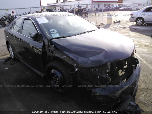 4T1BF1FK9EU754600 - 2014 TOYOTA CAMRY L/SE/LE/XLE Qara foto 1