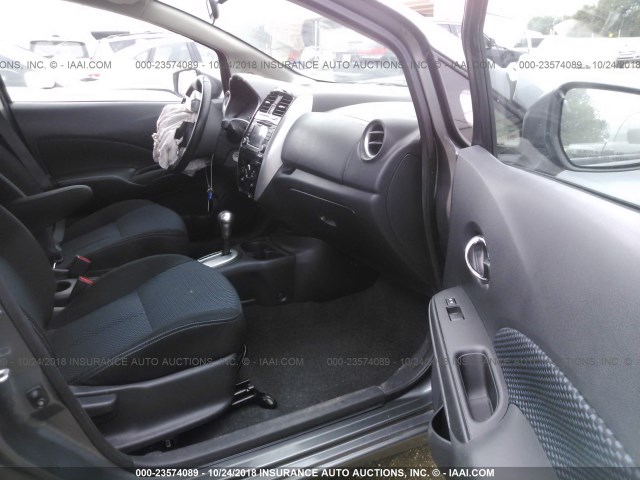 3N1CE2CP2GL351236 - 2016 NISSAN VERSA NOTE S/S PLUS/SV/SL/SR GRAY photo 5