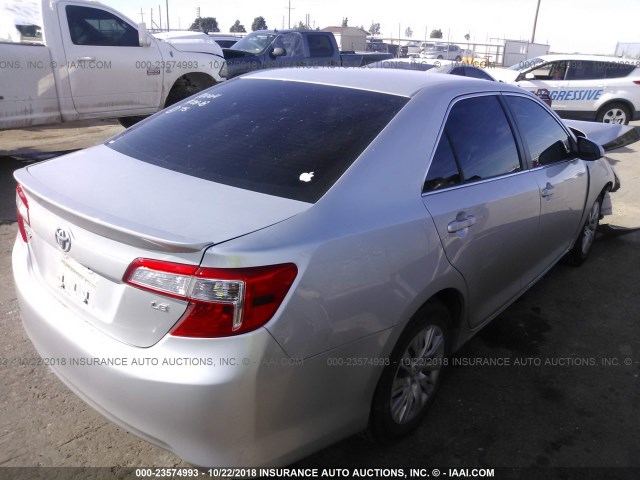 4T4BF1FKXCR178342 - 2012 TOYOTA CAMRY SE/LE/XLE SILVER photo 4