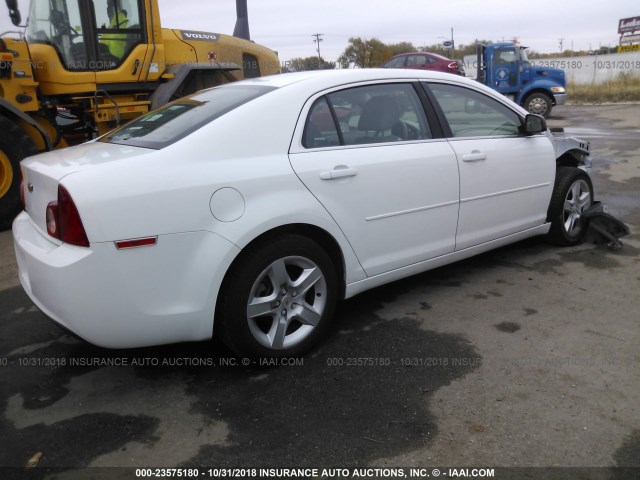 1G1ZA5EU9CF389695 - 2012 CHEVROLET MALIBU LS 白色 照片 4