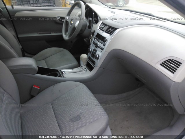 1G1ZA5EU9CF389695 - 2012 CHEVROLET MALIBU LS 白色 照片 5