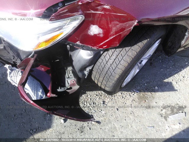 4T1BF1FK0GU587935 - 2016 TOYOTA CAMRY LE/XLE/SE/XSE RED photo 6