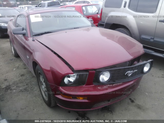 1ZVFT82H155141606 - 2005 FORD MUSTANG GT RED photo 1