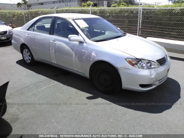 JTDBE32K840293629 - 2004 TOYOTA CAMRY LE/XLE Gümüş foto 1