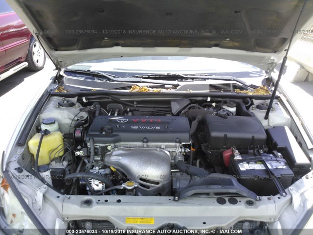 JTDBE32K840293629 - 2004 TOYOTA CAMRY LE/XLE Gümüş foto 10