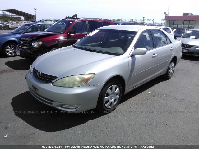 JTDBE32K840293629 - 2004 TOYOTA CAMRY LE/XLE Gümüş foto 2