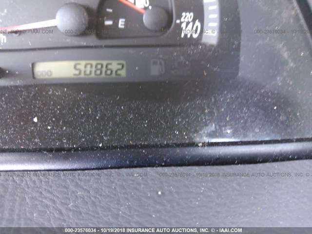 JTDBE32K840293629 - 2004 TOYOTA CAMRY LE/XLE Gümüş foto 7