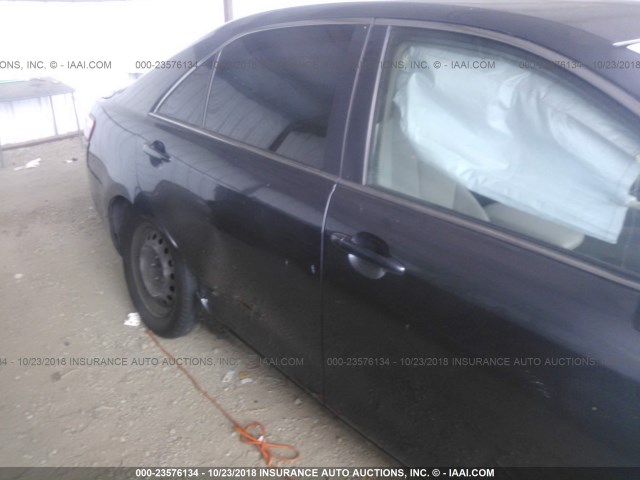 4T1BK46K98U068431 - 2008 TOYOTA CAMRY LE/XLE/SE Gri fotoğraf 6